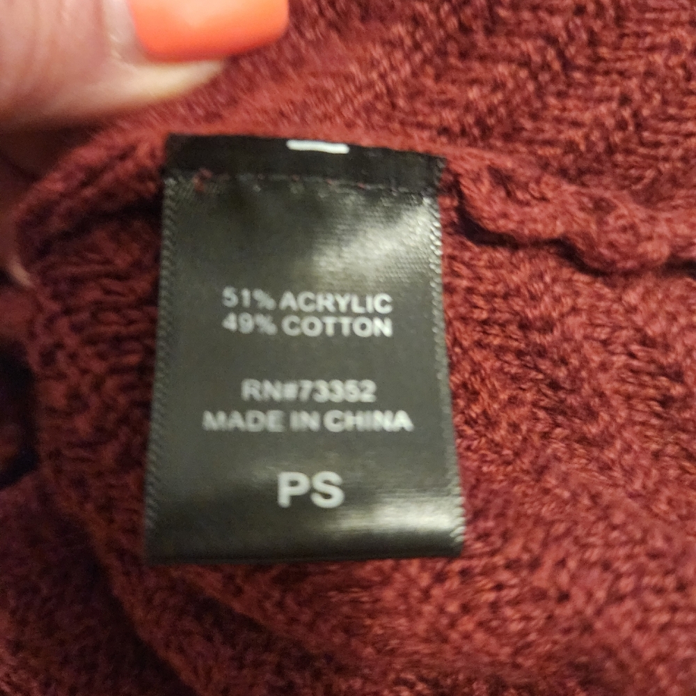United States Sweaters for Women - Picture 11 of 12